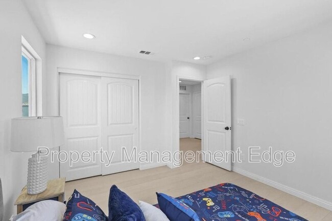 Building Photo - 29305 Catalpa