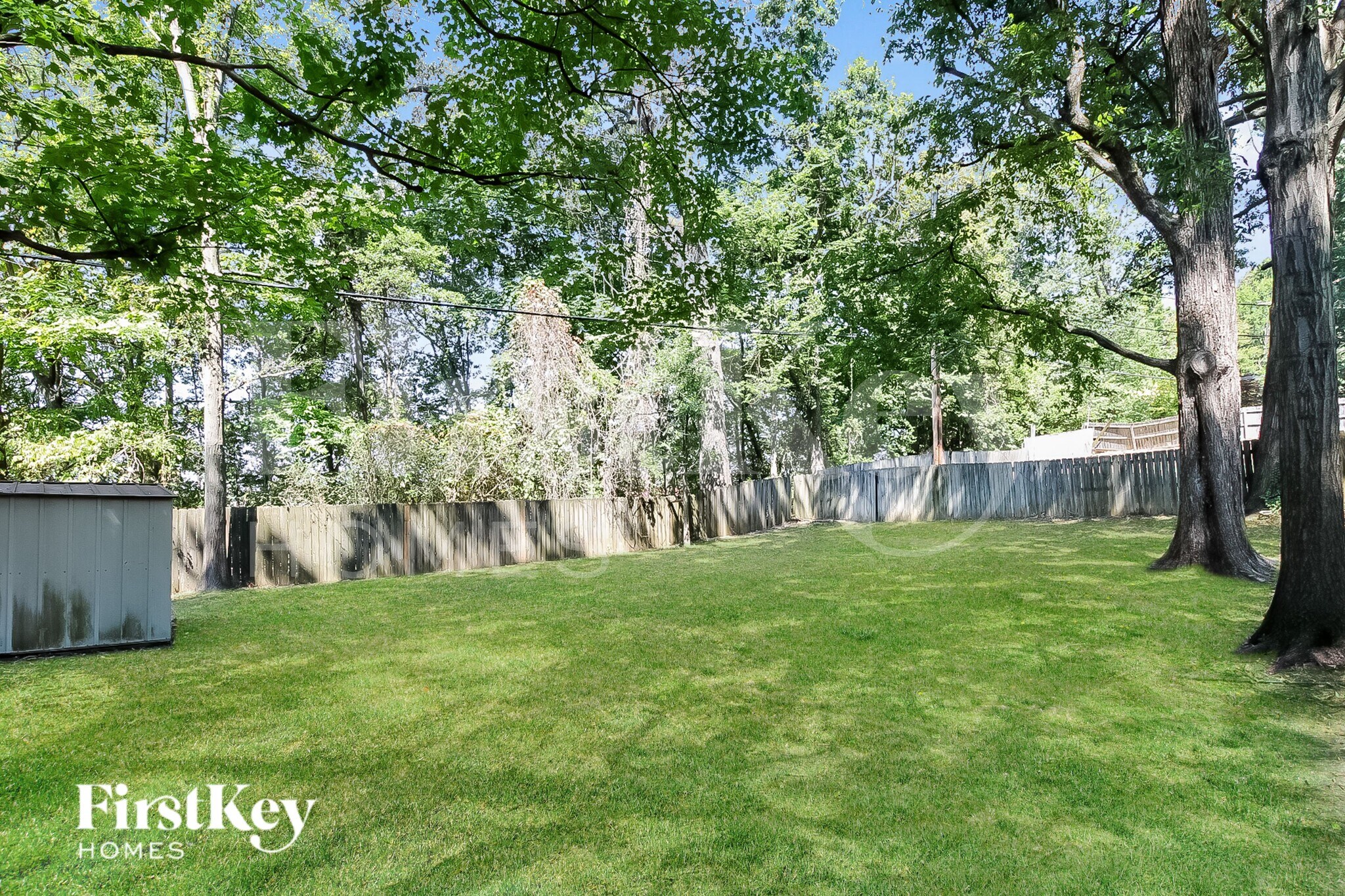 Building Photo - 3233 Earl Dr