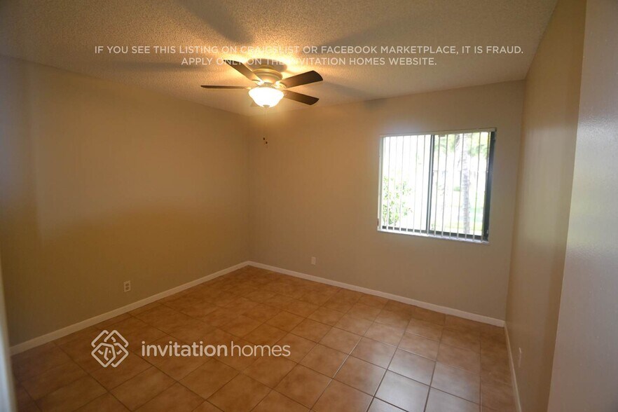 Building Photo - 4933 NW 96th Terrace