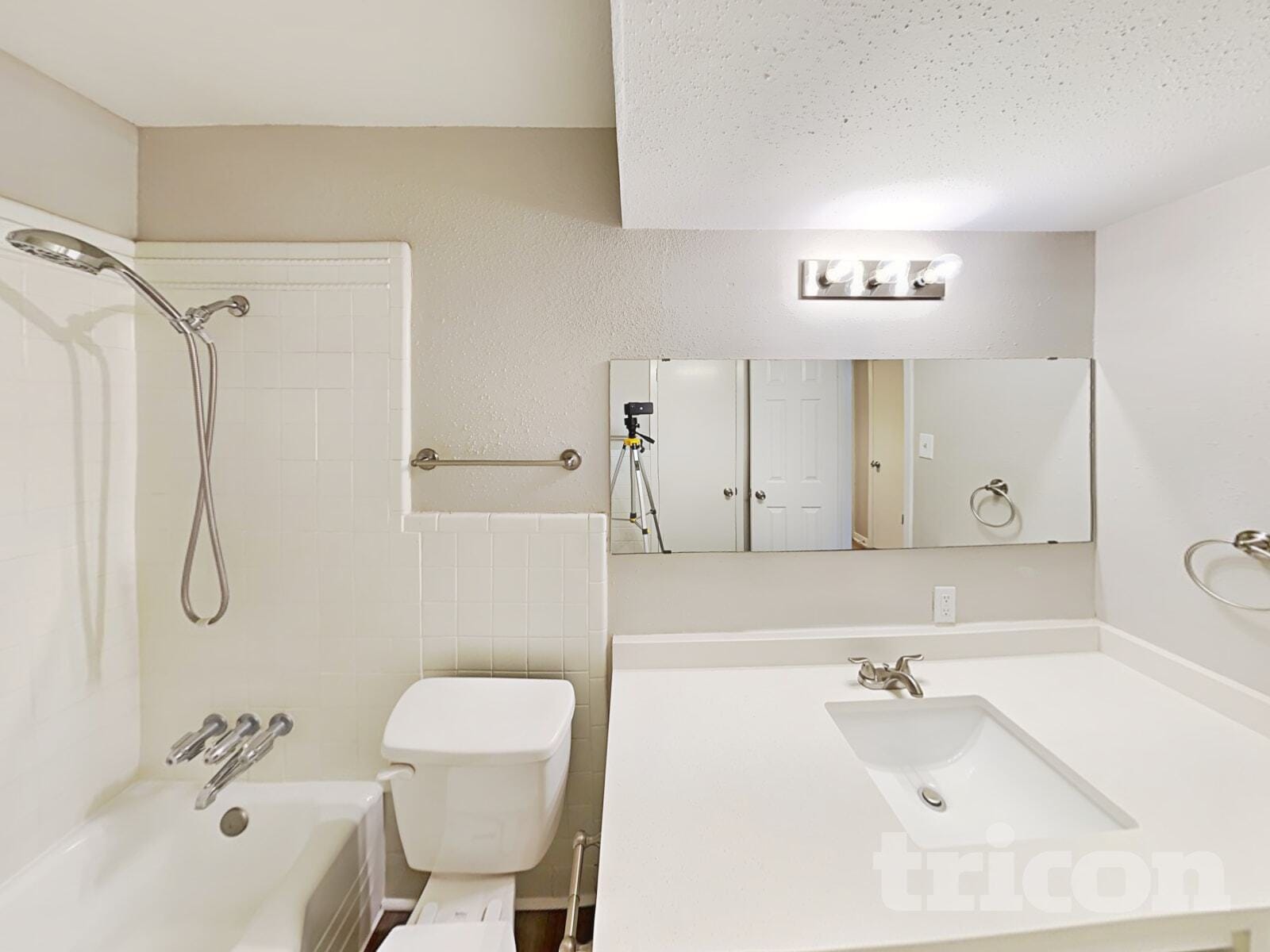 Building Photo - 1133 Norwood Dr