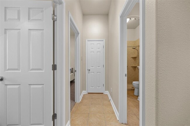 Building Photo - 110 Chalk Draw Ct