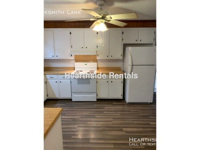 Building Photo - 1572 Blacksmith Ln