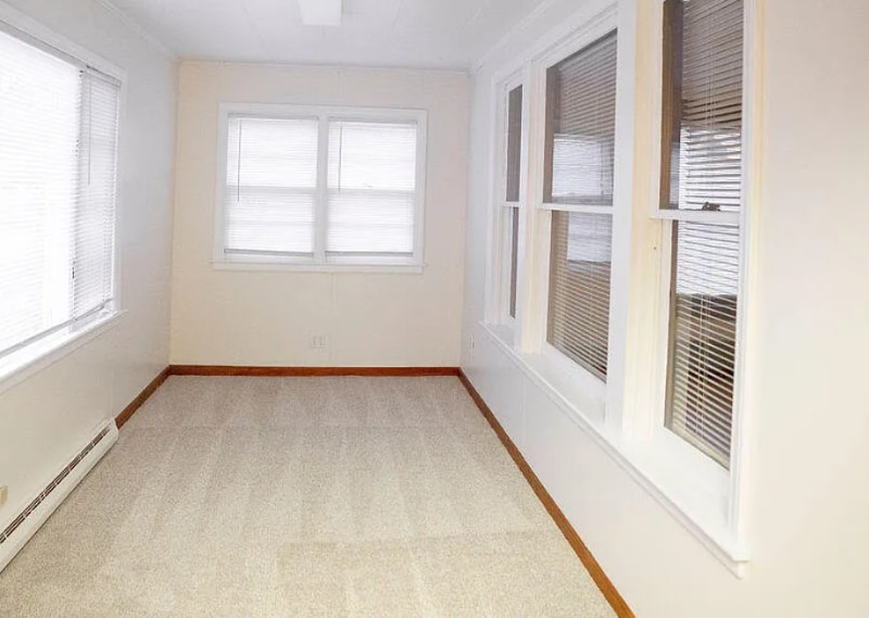 Building Photo - 505 3rd Ave NE