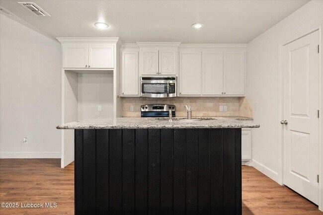 Building Photo - 3824 133rd St