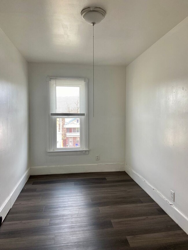 Building Photo - 50 Central Ave