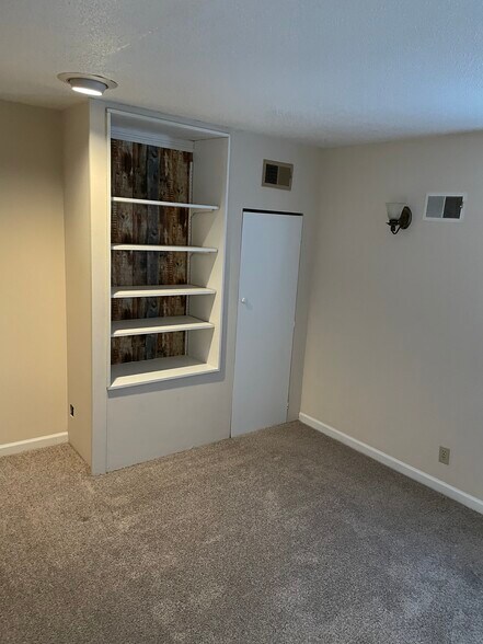 BEDROOM 1 - 807 W Mission Ave
