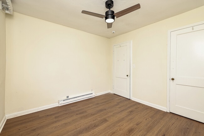 Building Photo - 132 Burgess Ave