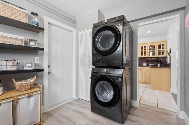 Building Photo - 7390 Cleveland St