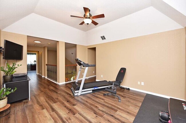 Building Photo - 22121 Atwater Canyon Ln