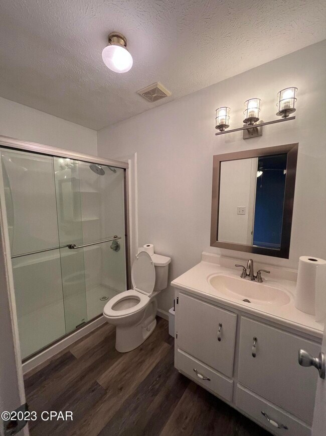 Building Photo - 321 Hibiscus Dr