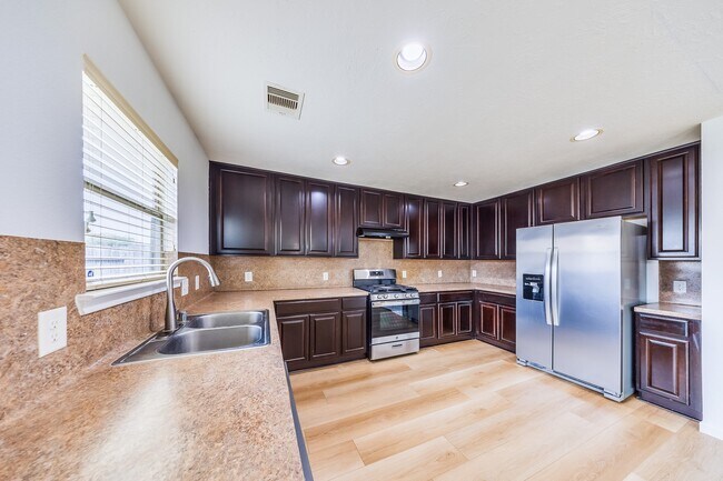 Building Photo - 21415 Sagrantino Ct