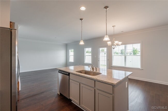 Building Photo - 4844 Wild Horse Ln
