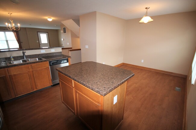 Building Photo - 2 Bedroom - Dublin