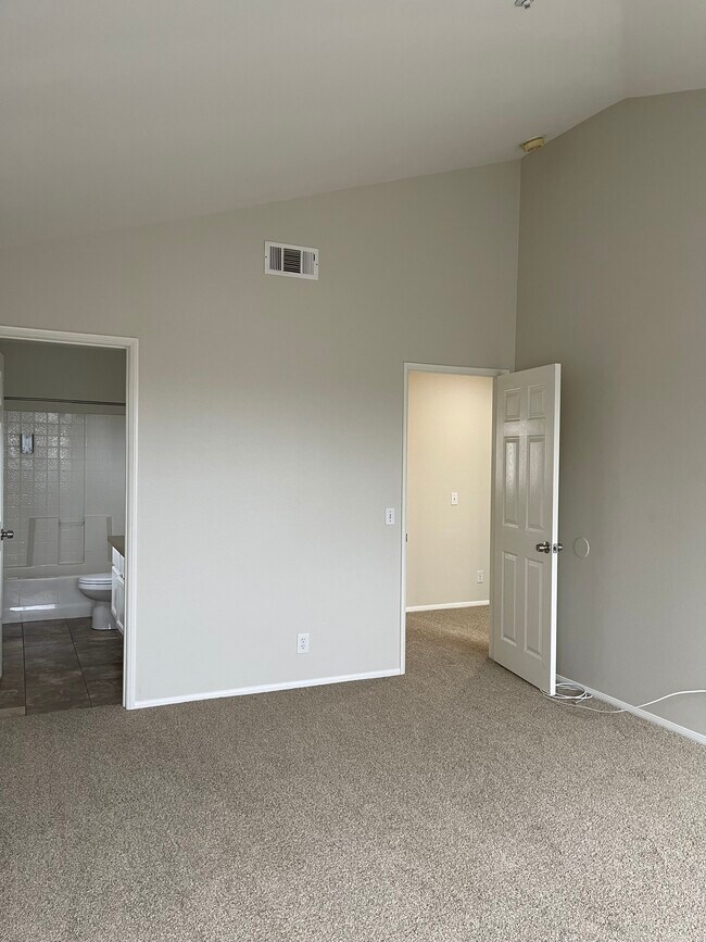 Building Photo - 19062 Windridge Ln