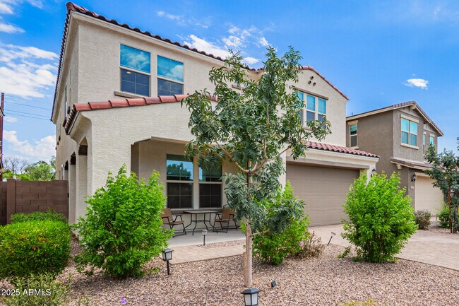 Building Photo - 5221 N 79th Dr