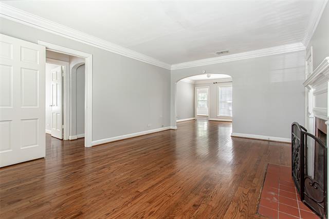 Building Photo - 5442 Longview St