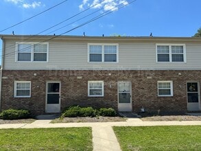 Building Photo - 616 S Boddie St