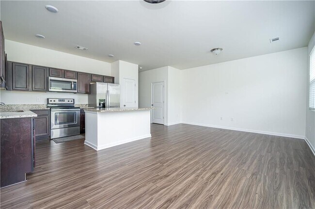 Building Photo - 6390 Mountain Home Way