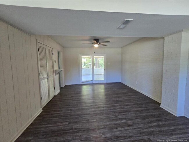 Building Photo - 1819 Cawdor Dr