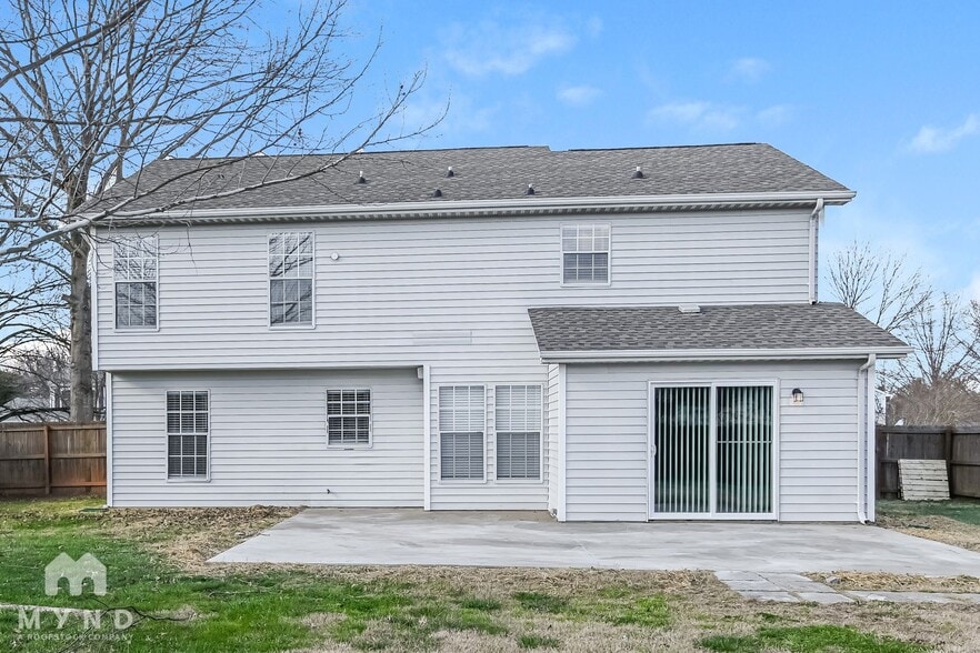 Building Photo - 11200 Leadenhall Ln