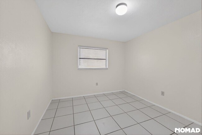 Building Photo - 253 Glenwood Ave