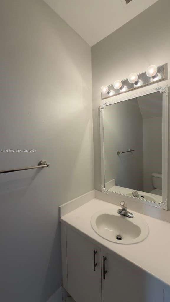 Building Photo - 3948 San Simeon Ln