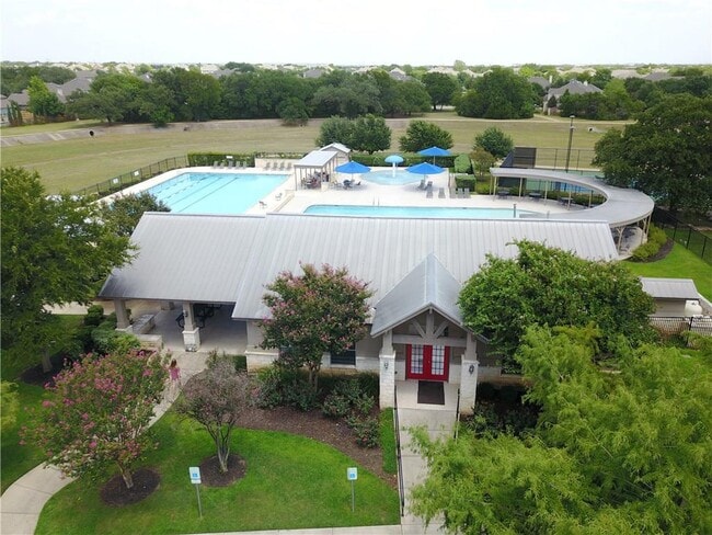 Building Photo - 2830 Stonecreek Pl