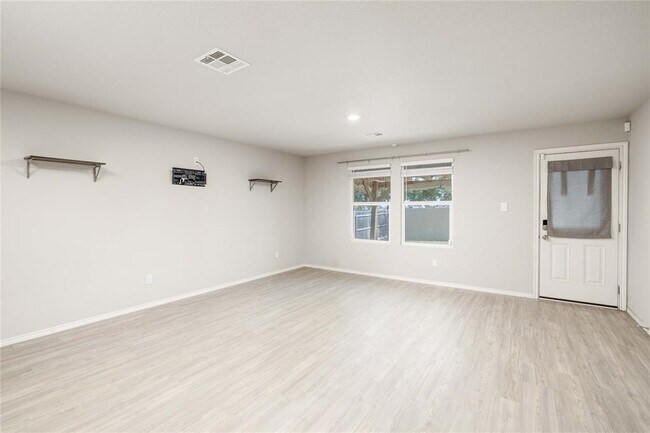 Building Photo - 12744 Mirecourt Wy