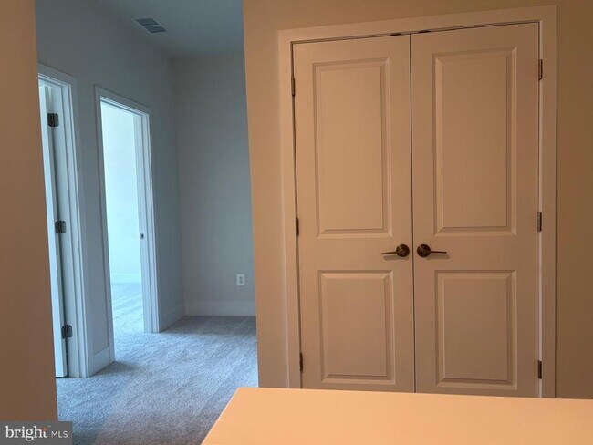 Building Photo - 133 Bamboo Shoot Ln