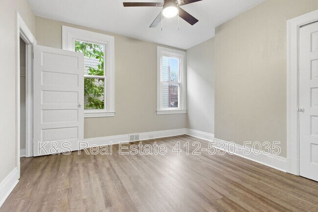 Building Photo - 27 E Orchard Ave