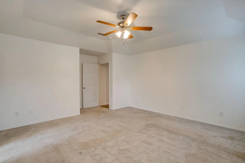 Building Photo - 701 Stonebrooke Dr