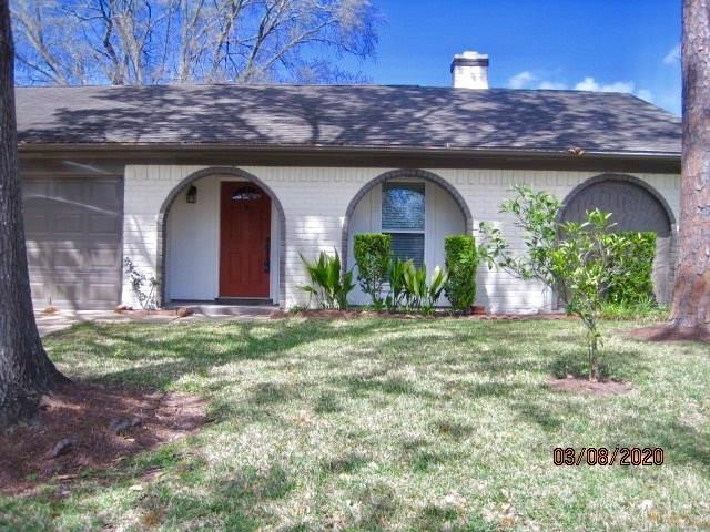 Primary Photo - 16011 Hickory Knoll Dr