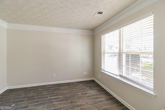 Building Photo - 263 Millstone Dr