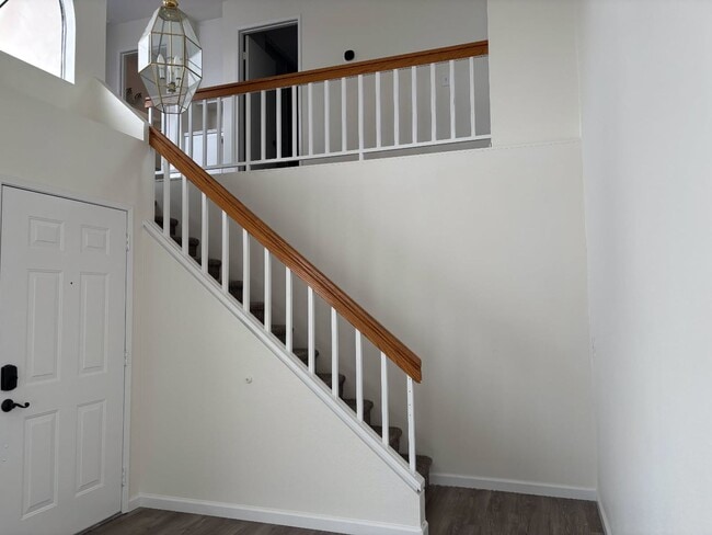 Building Photo - 12790 Lambeth St