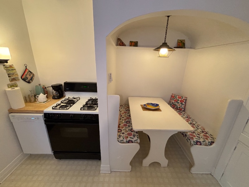 Building Photo - 218 Granada Ave