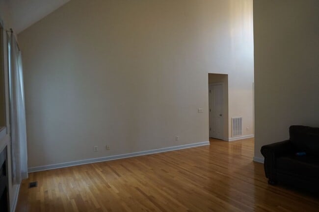 Building Photo - 3 Bedroom 2.5 Bathroom with a Bonus Room located in Creeks Edge Subdivision in Sneads Ferry!