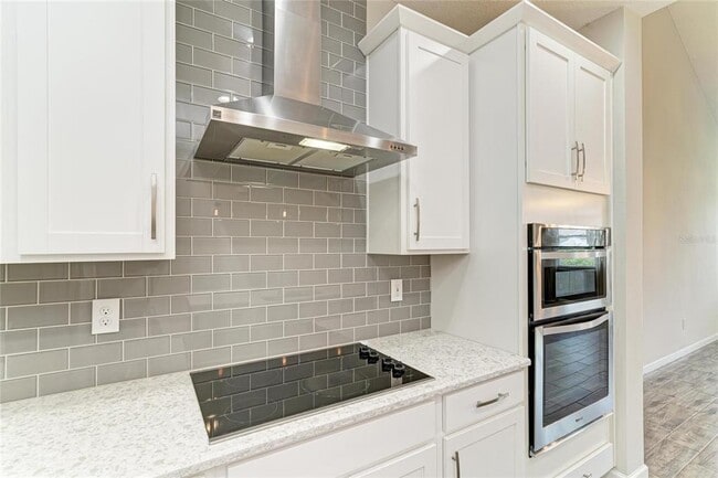 Building Photo - 11607 Brookside Dr