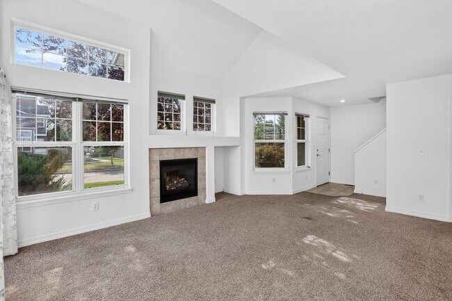 Building Photo - 13900 Lake Song Ln