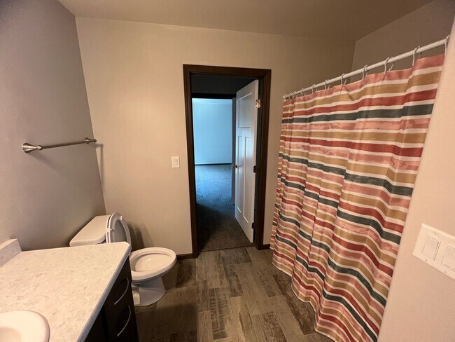 Building Photo - 3220 31st St S