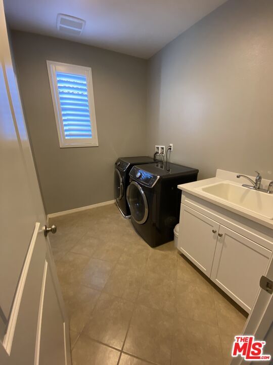 Building Photo - 27344 Ellery Pl