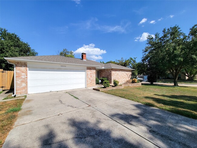 Building Photo - 18402 Tall Cypress Dr