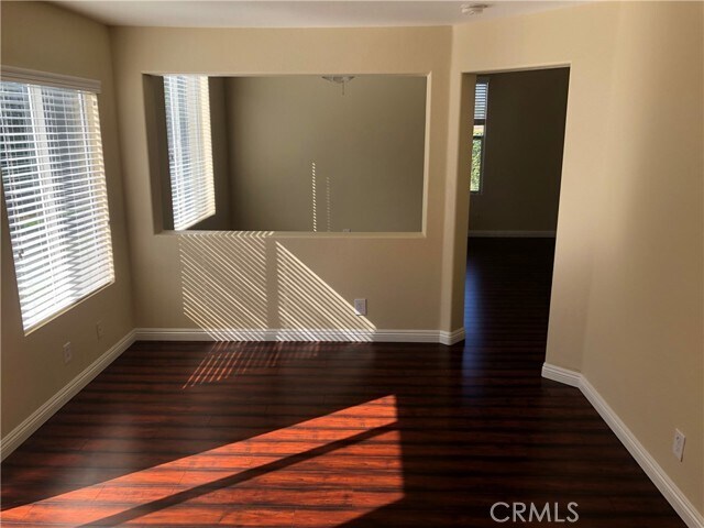 Building Photo - 1008 Aurora Ln