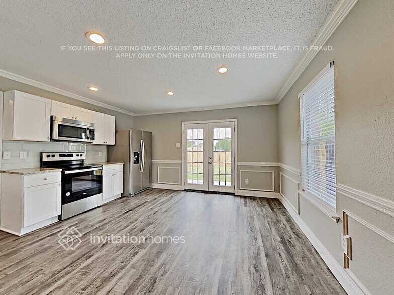 Building Photo - 2440 Rolling Ridge Dr