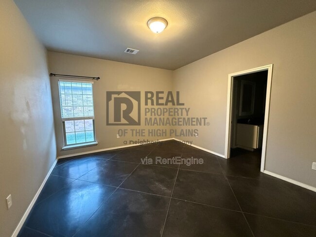 Building Photo - 7620 Legacy Pkwy