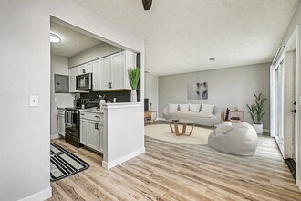 Building Photo - 11724 Arbor St