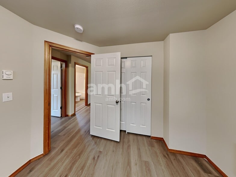 Building Photo - 16617 53rd Ave Ct E