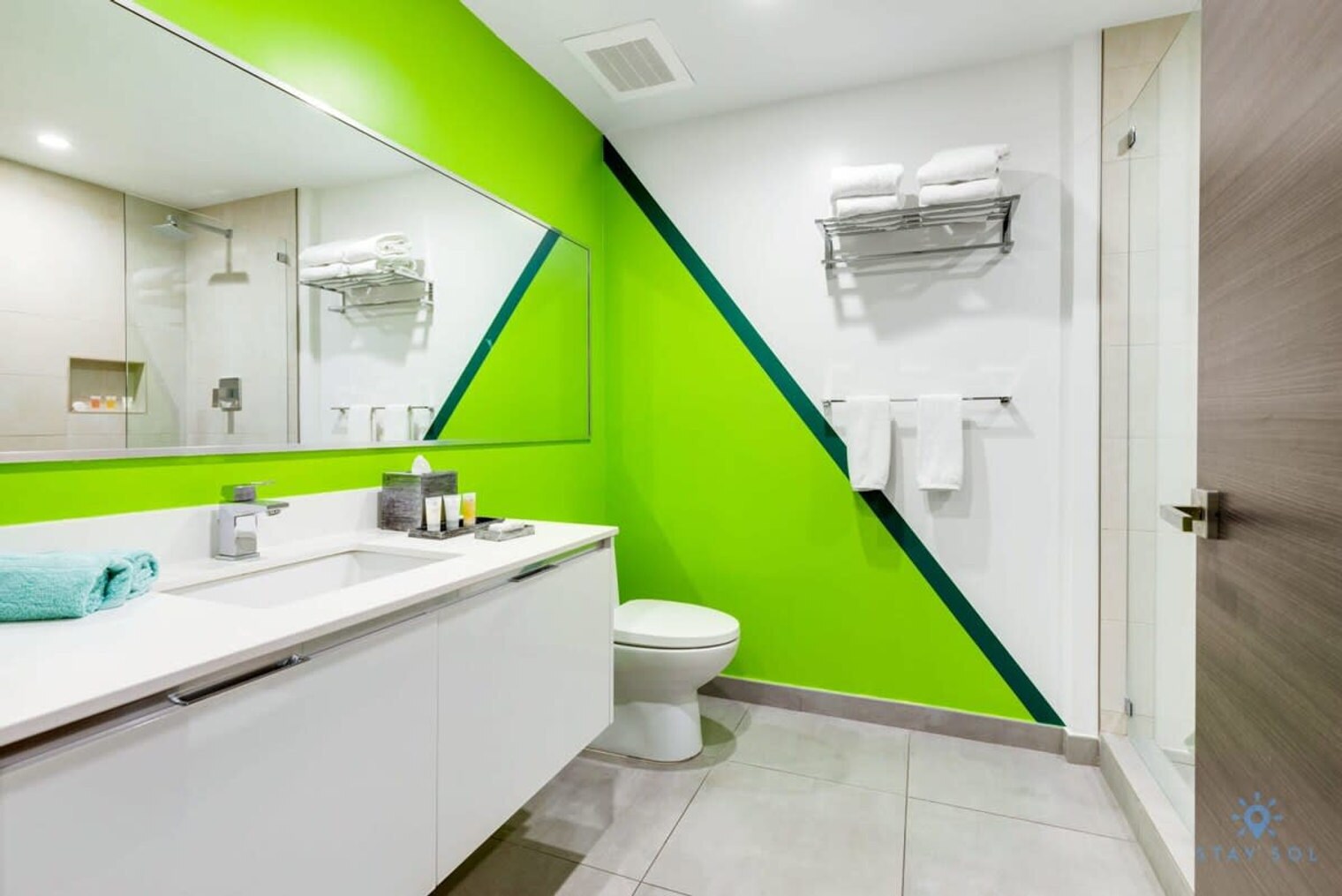 Building Photo - 777 N Ocean Dr