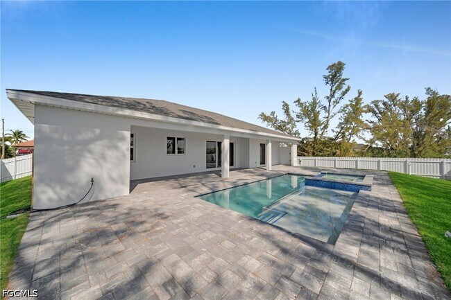 Building Photo - 1107 NW 40th Pl
