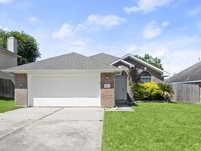 Building Photo - 18454 Sunrise Pines Dr