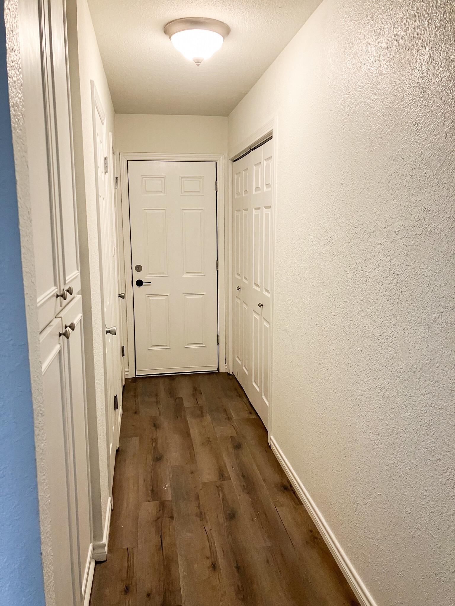 Hallway - 6403 Espana Dr